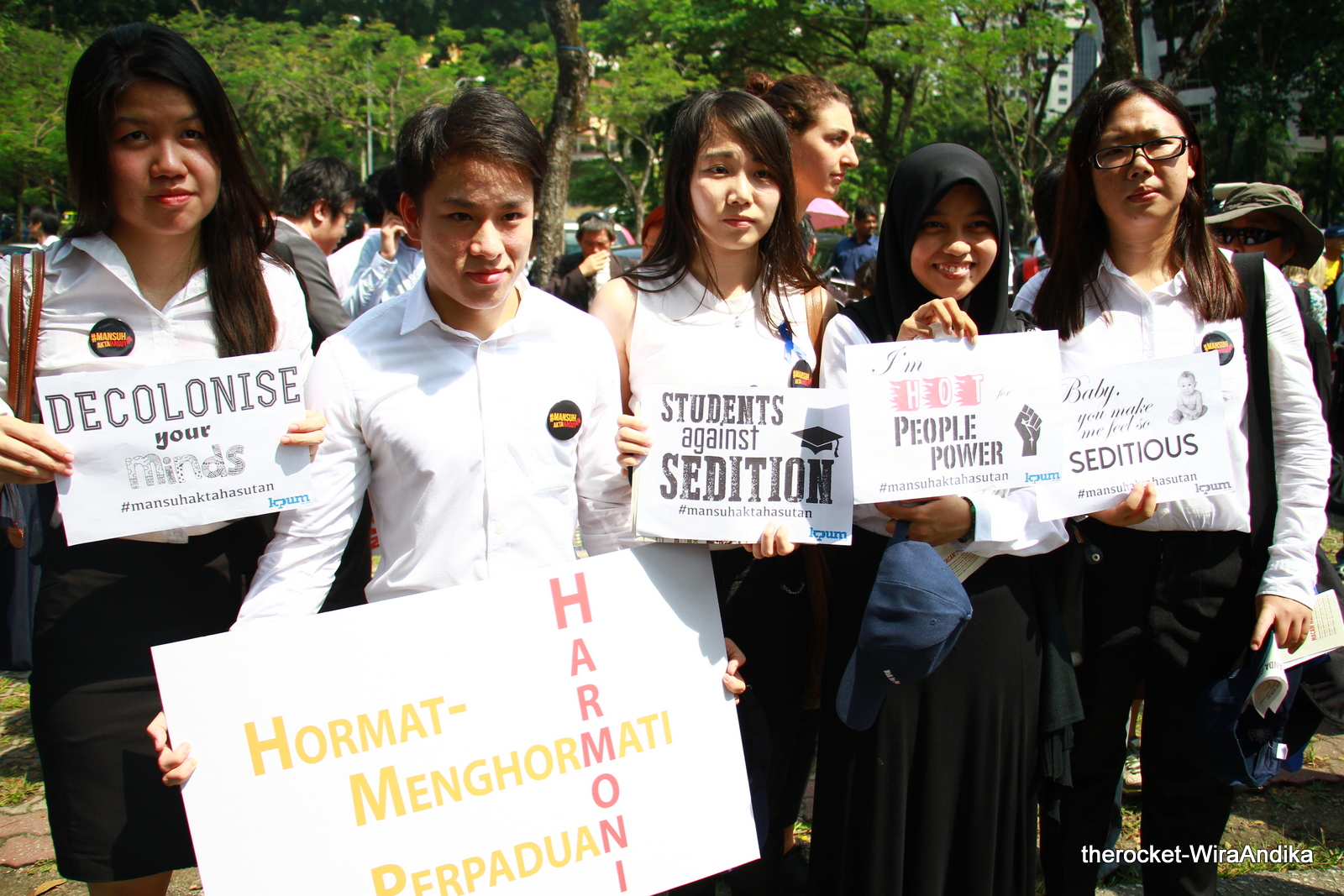 Students protest against the Sedition Act