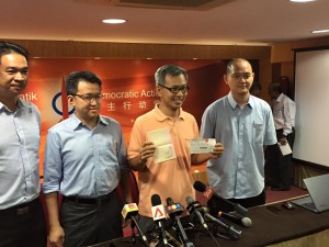 (L-R) DAPSY chief Teo kok Seong, Liew, Pua and Ong.